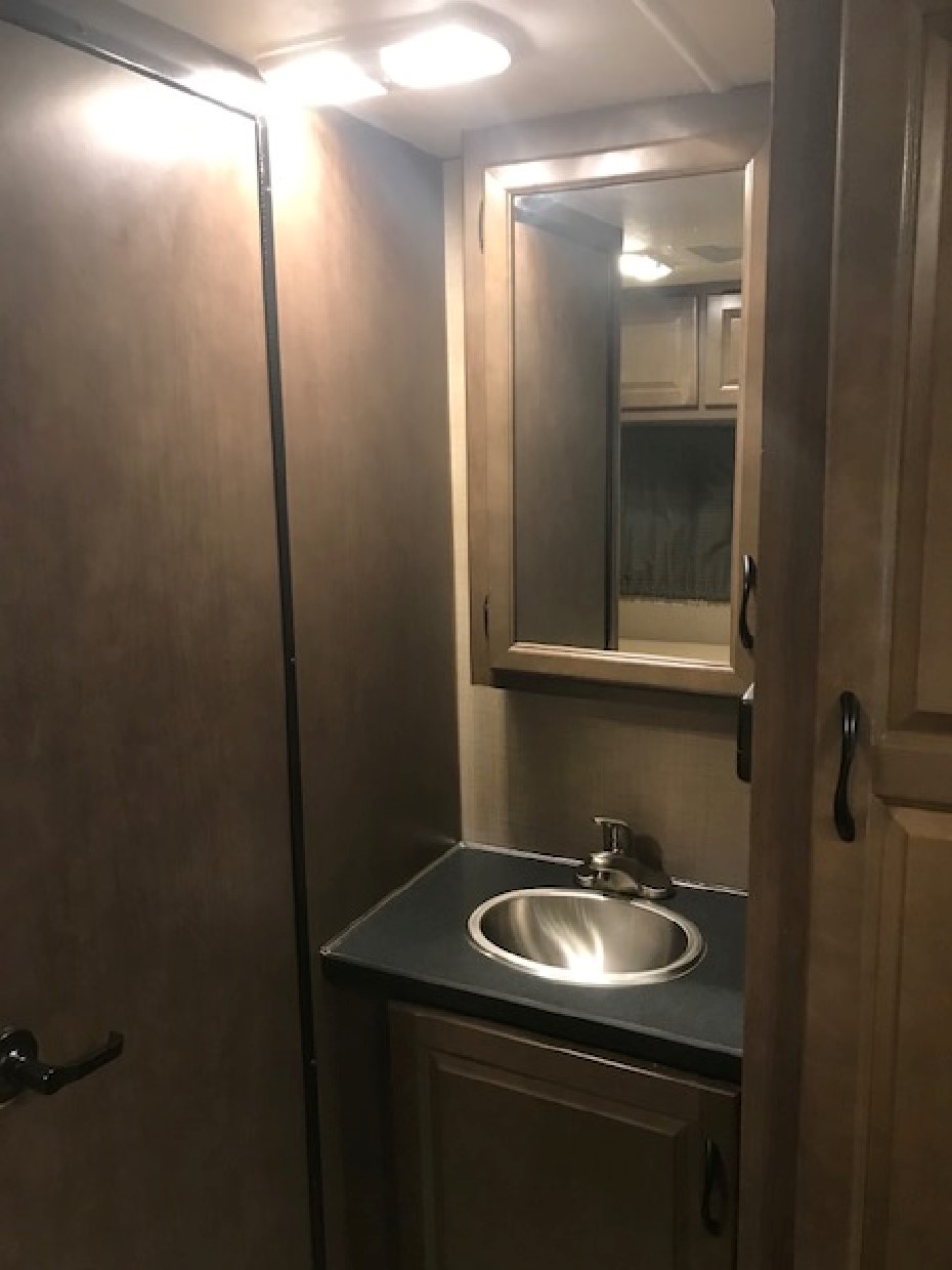 Unit 255503 Image