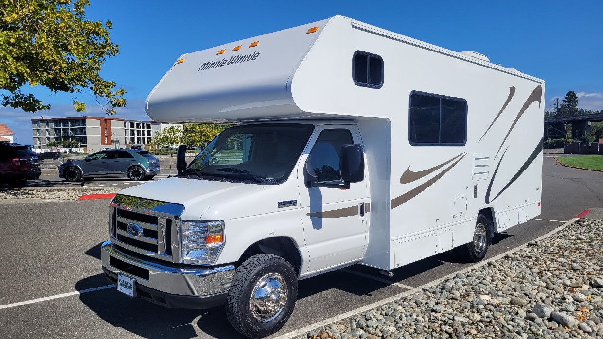 2021 Winnebago Minnie Winnie