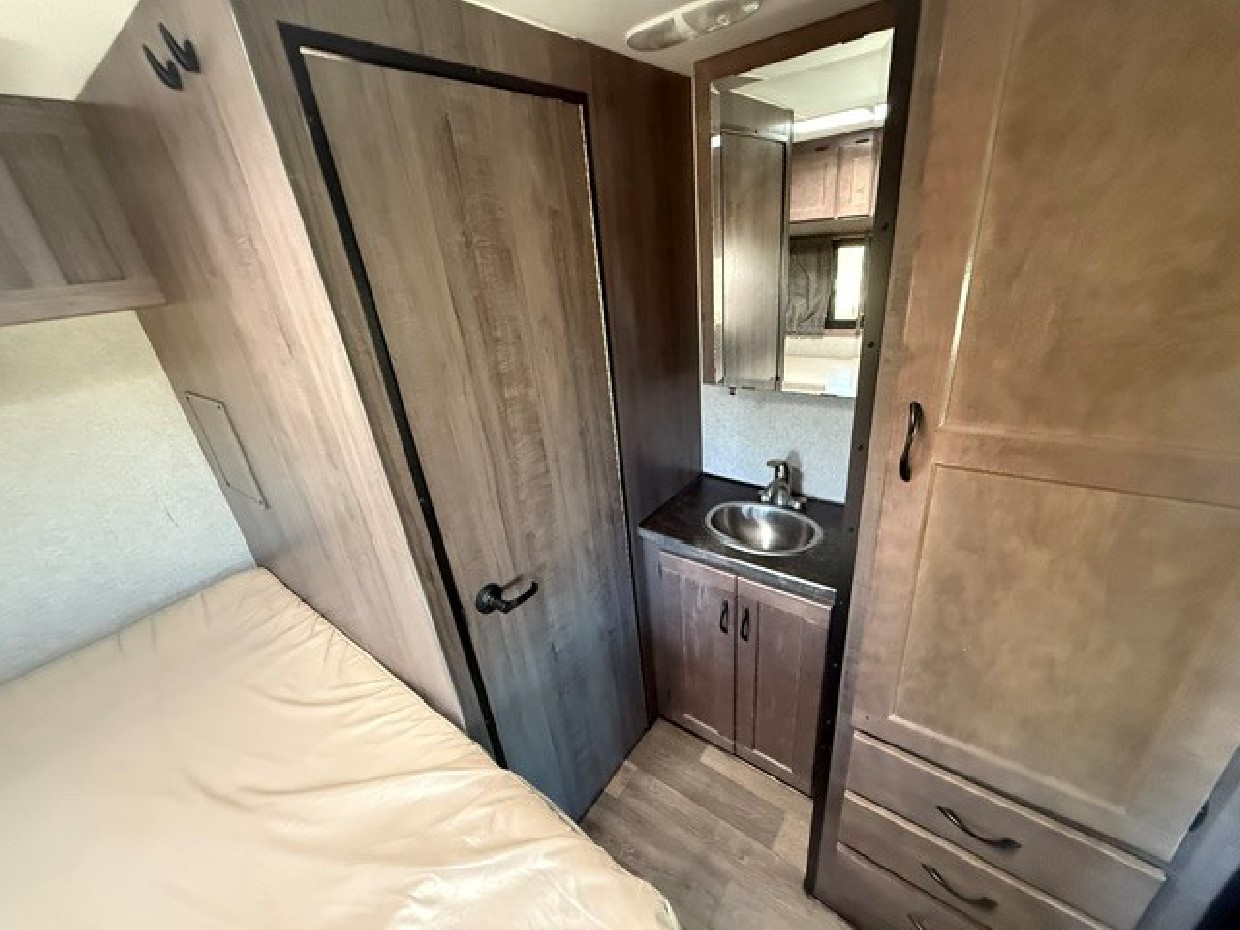 Unit 258550 Image