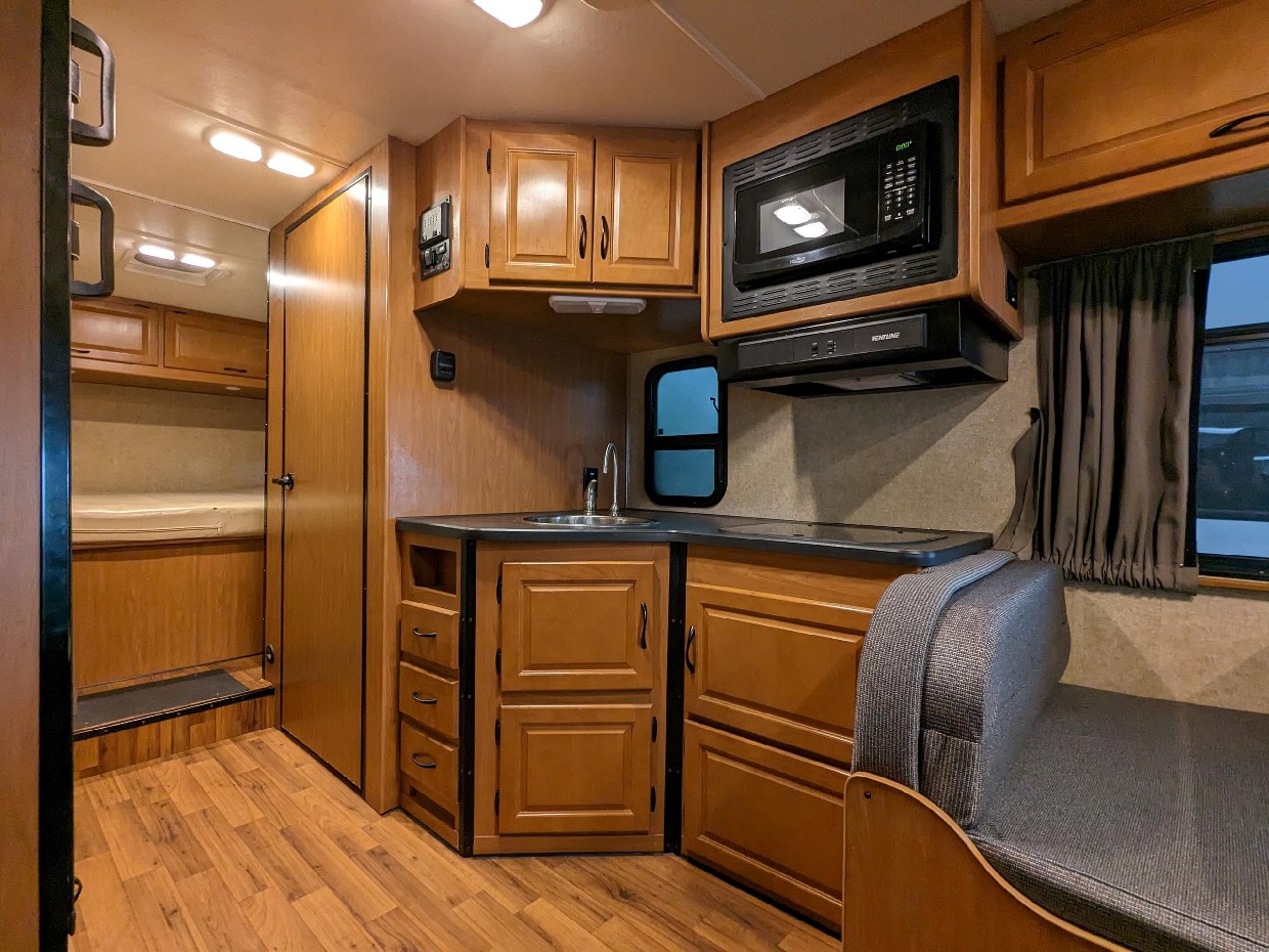 Unit 305124 Image