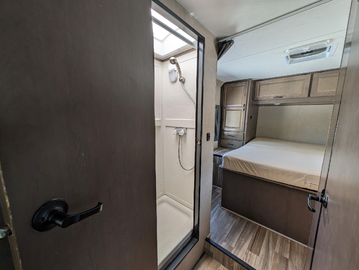 Unit 305442 Image
