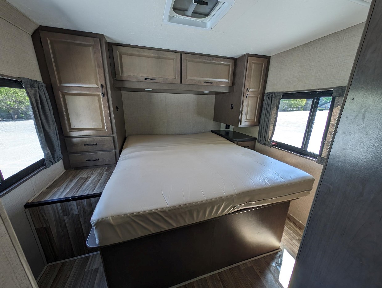 Unit 305442 Image