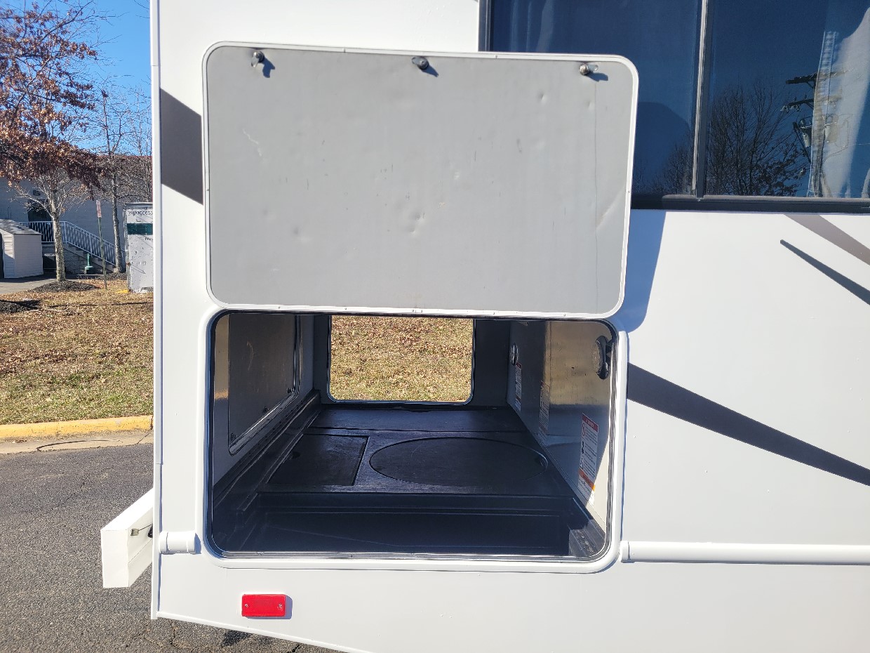 Unit 305605 Image