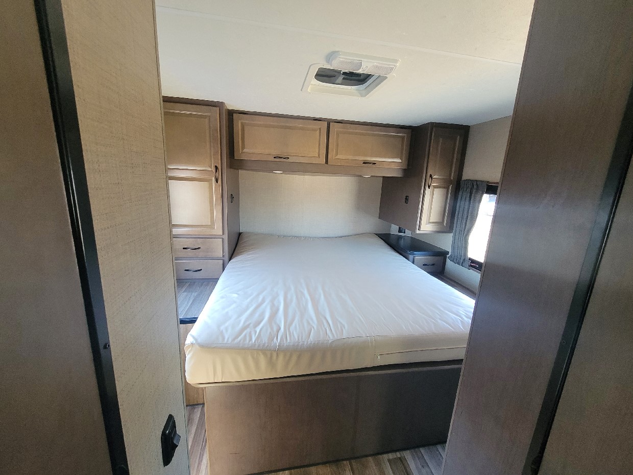 Unit 305605 Image